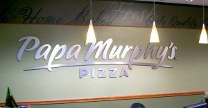Papa murphy's pizza logo.